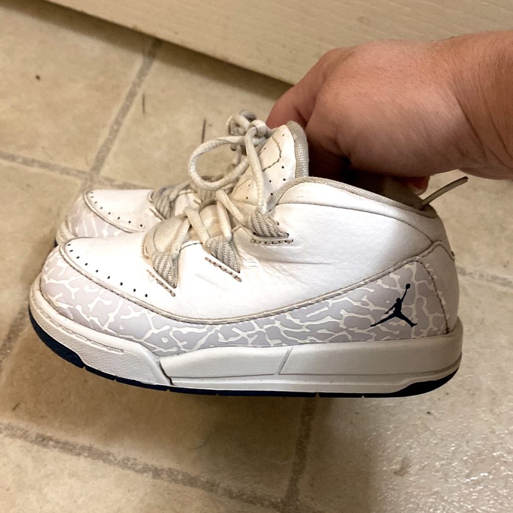 Toddlers jordans 8c unisex